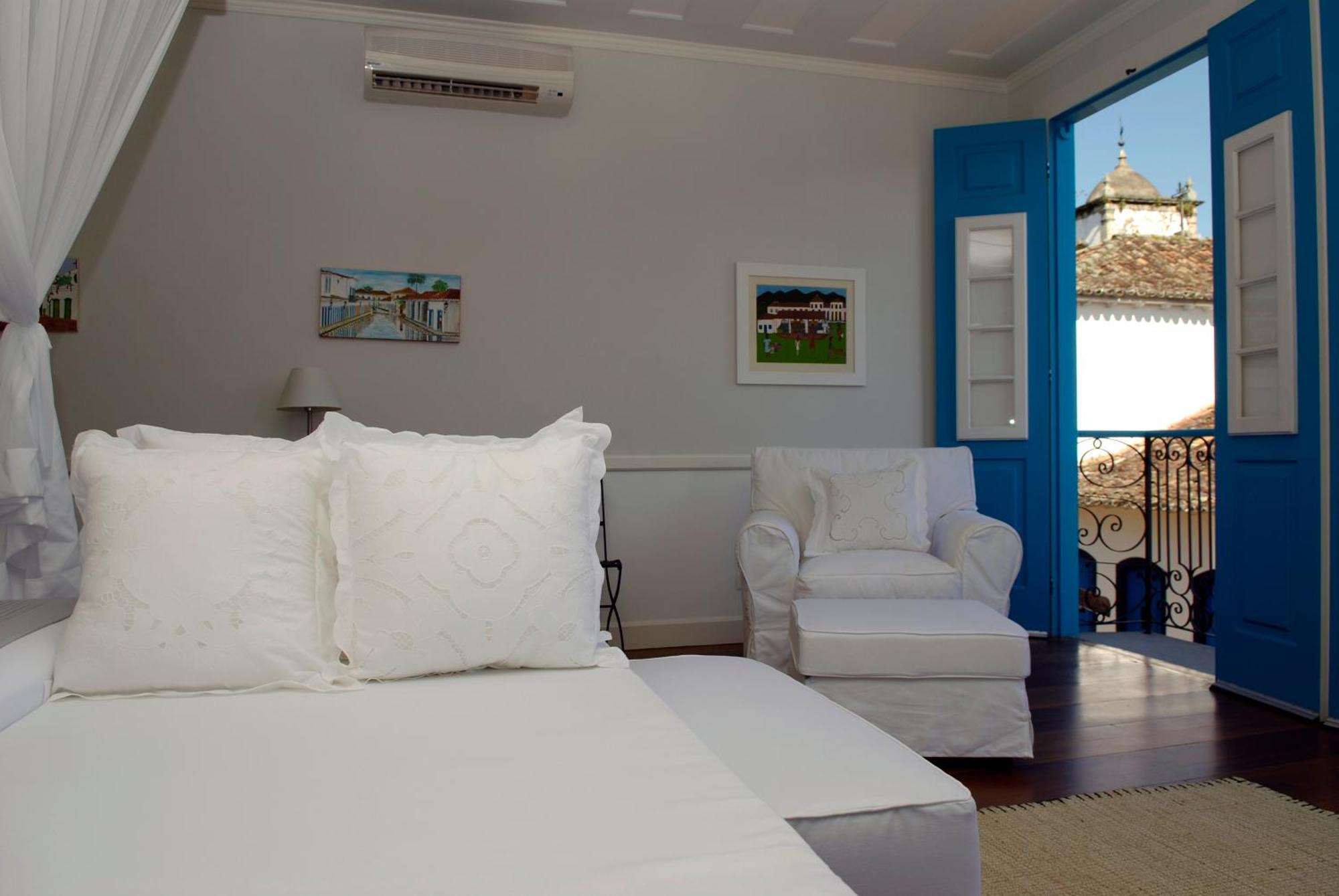 Suite King com Banheira de Hidromassagem